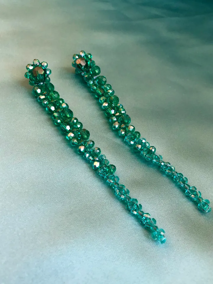 Drip Floral Beaded Earrings