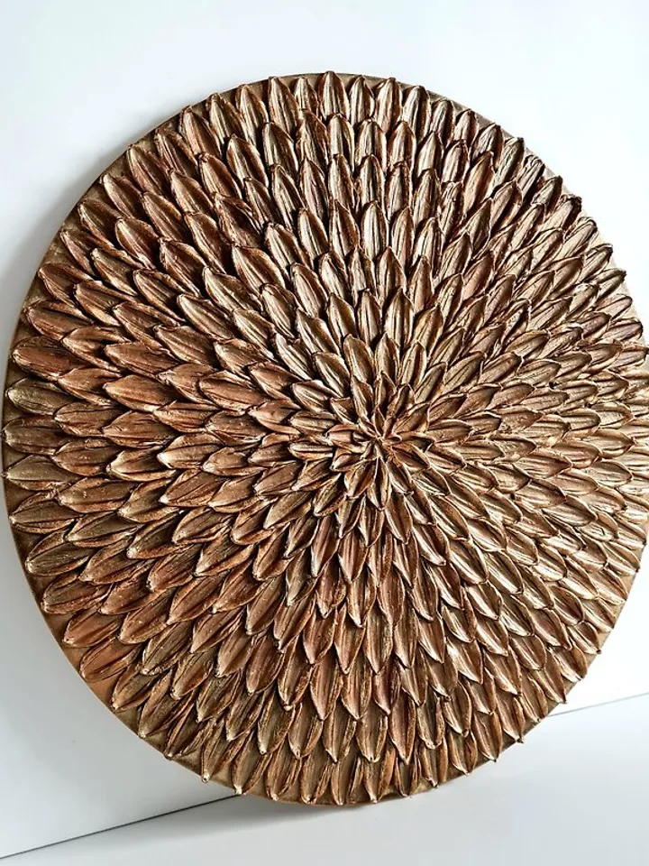 Bronze texture wall art 35 cm, Round wall decor, Abstract artwork, 3D Wall paint