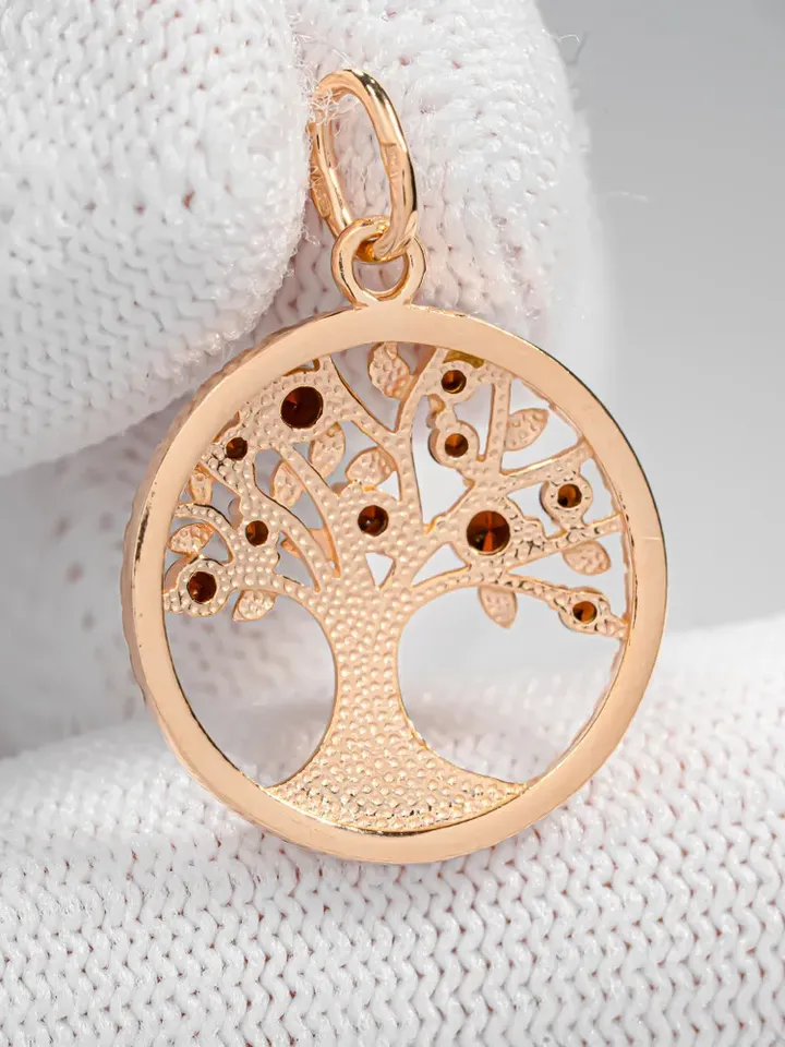 Pendant silver 925 on the neck, gold plated 585, tree of life, with garnet