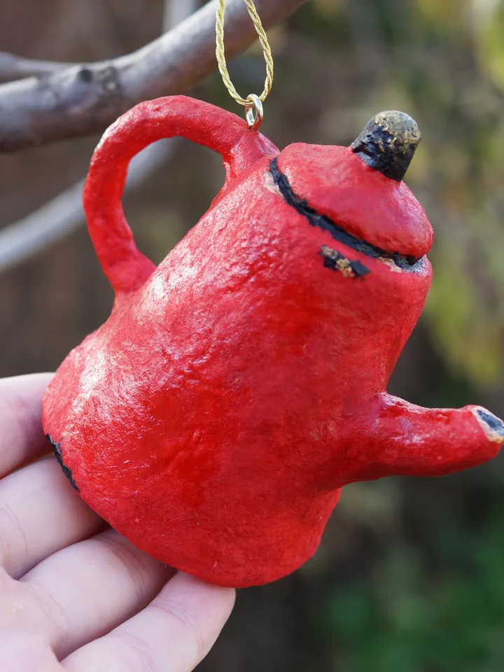Spun cotton kettle, cute ornament, spun cotton ornament, red vintage enamel kettle