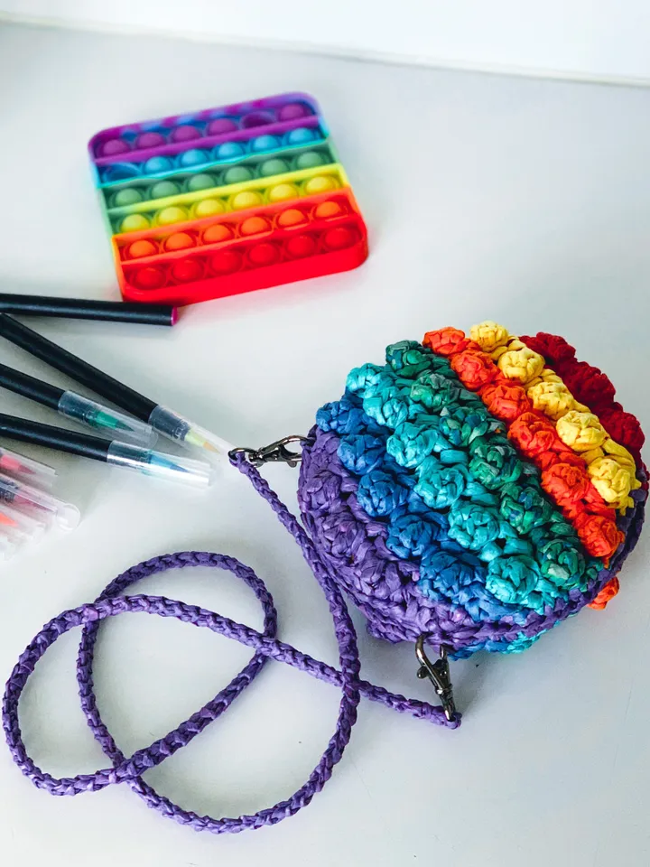 Kids bag pop-it with raffia yarn, toddler purse, crochet bag, boho hip bag, puff pouch (popit not included)