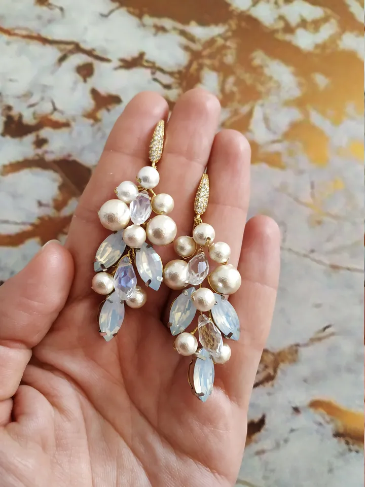 Freshwater pearl Bridal Earrings Boho wedding earrings Boho bridal earrings Gold Bridal earrings Chandelier Statement Long Wedding Earrings
