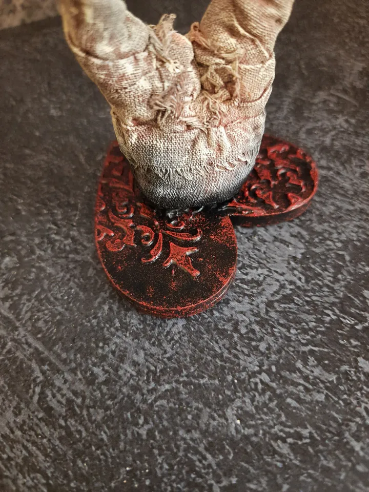 Couple in love Creepy mushrooms for Valentines day decor Gothic Halloween decor Skull mushroom figurine Spooky couple gift Gothic love decor