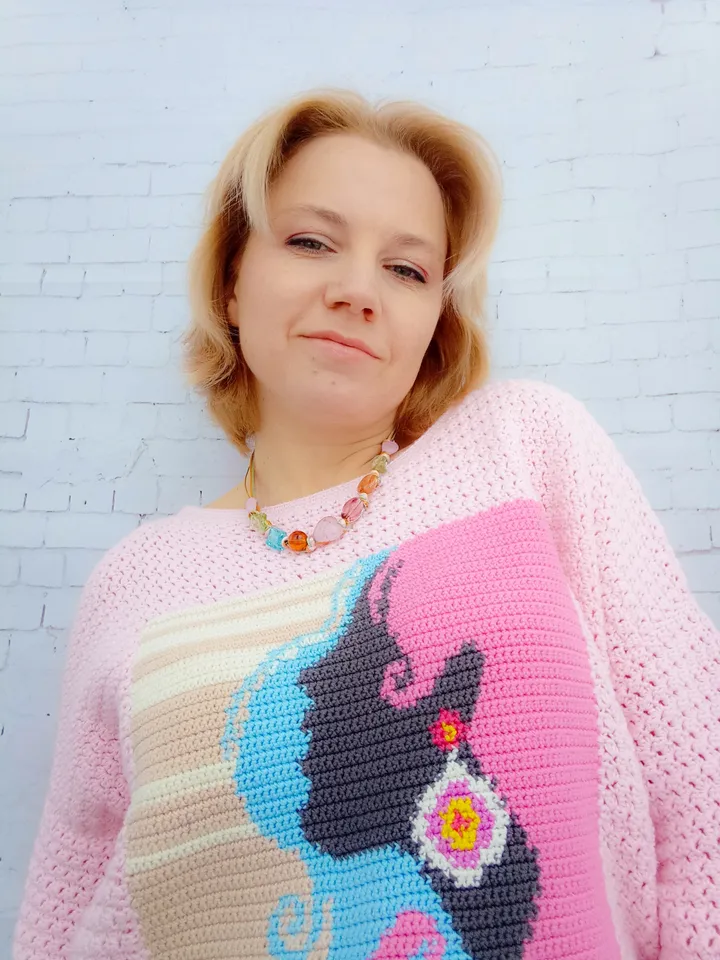 Intarsia Oversized Sweater Gloria Crochet Pattern
