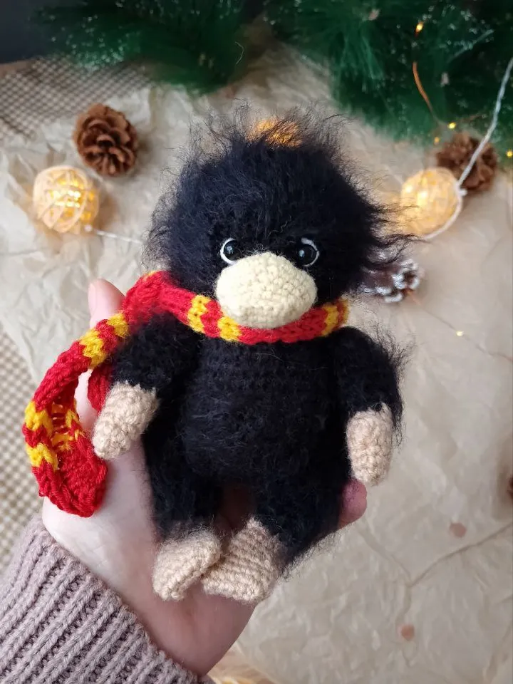 Stuffed Baby Niffler toy. Plush Niffler Fantastic Beasts. Cosplay Potter Fantastic. Baby Niffler. Fantastic beast doll. Christmas gift for fantasy lovers