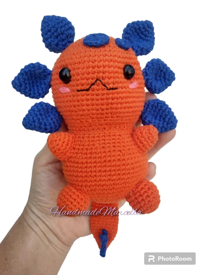 Axolotl Amigurumi 14 cm – Handmade Crochet Axolotl – Soft Animal Toy – Natural Cotton – Cute Amphibian Gift – By HandmadeMarcella