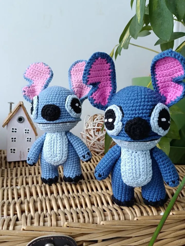 Amigurumi Stitch crochet pattern. Amigurumi PDF pattern blue alien.