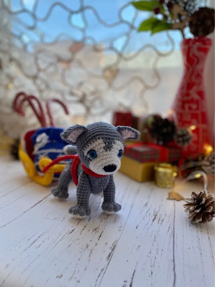 PDF Christmas Sleigh and Husky Crochet Pattern, Christmas decor, Santa's Sleigh Ornament, Amigurumi Christmas Pattern. Animal amigurumi