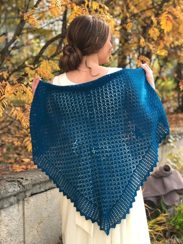 Navy blue bridal cape handmade, 30th birthday gift for women, lace bridal shrug, mother in law gift, merino wool shawl