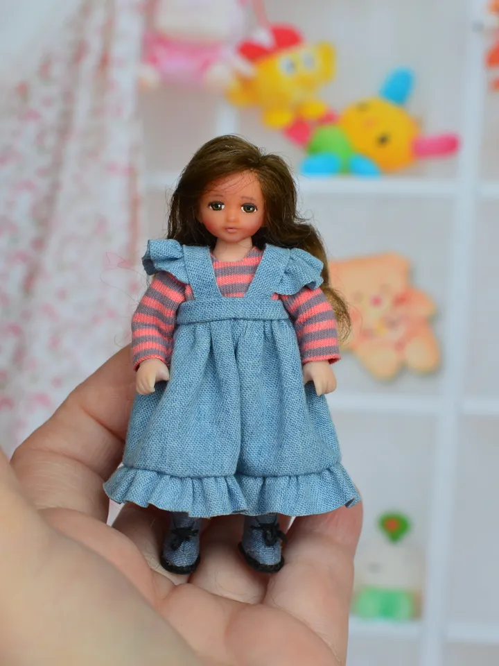Miniature doll. Doll girl. Doll for a dollhouse.1 12 scale.