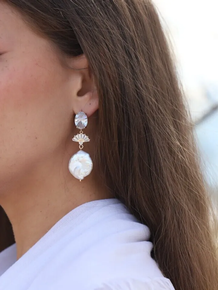 Art Deco Wedding Earrings, Big Freshwater Pearl Boho Bridal Earrings , Gold Fan Vintage Statement Wedding Earrings , Boho Bridal Earrings