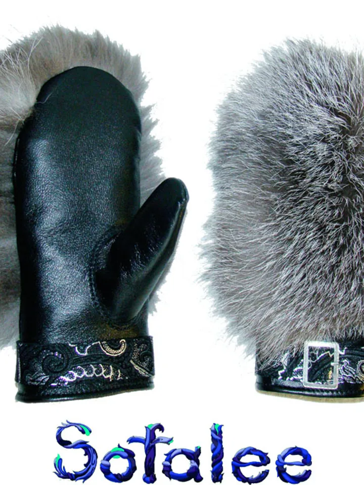 Winter furry warm silver fox fur mittens of leather. Handmade cozy fur mittens by Sofalee. Christmas gift!