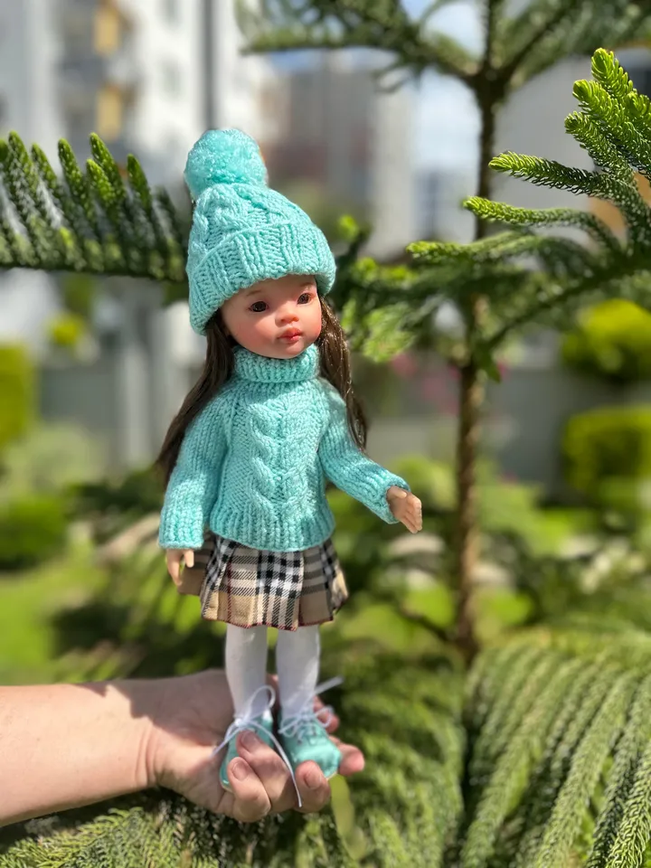 Paola Reina Doll 5 ITEMS Set: Exclusive Handmade Outfit - Sweater, Skirt, Tights, Shoes, Hat with braid