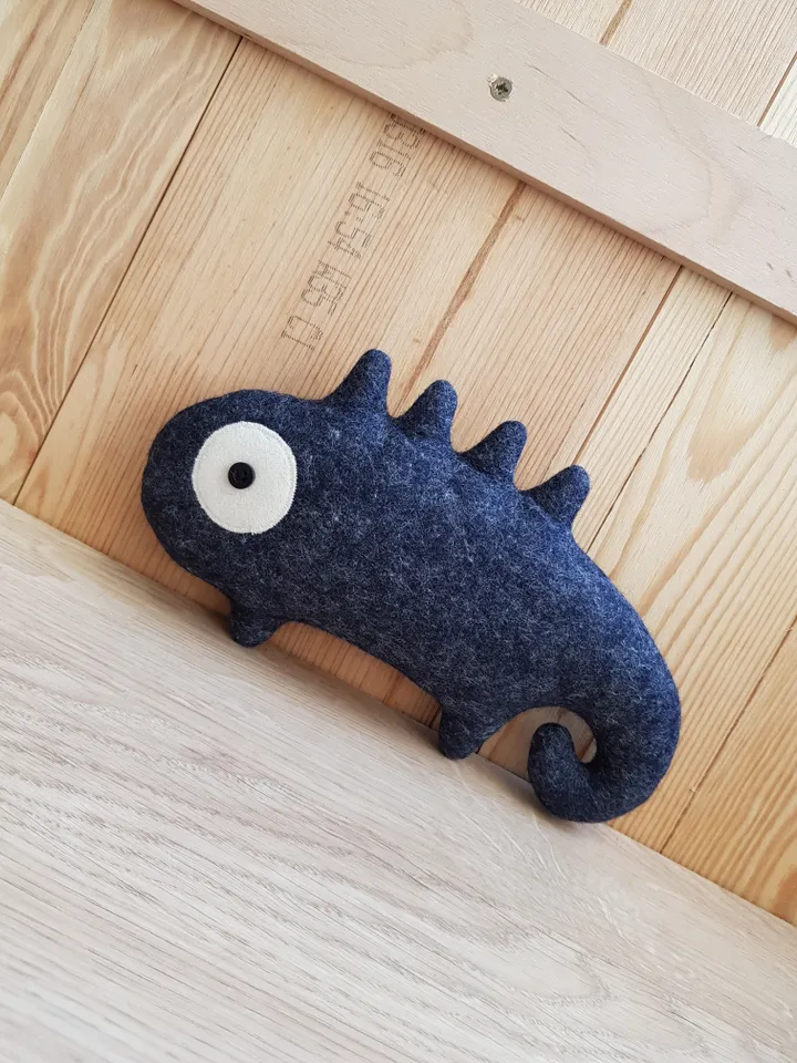 Felt doll sewing pattern PDF stuffed Chameleon, digital tutorial in english
