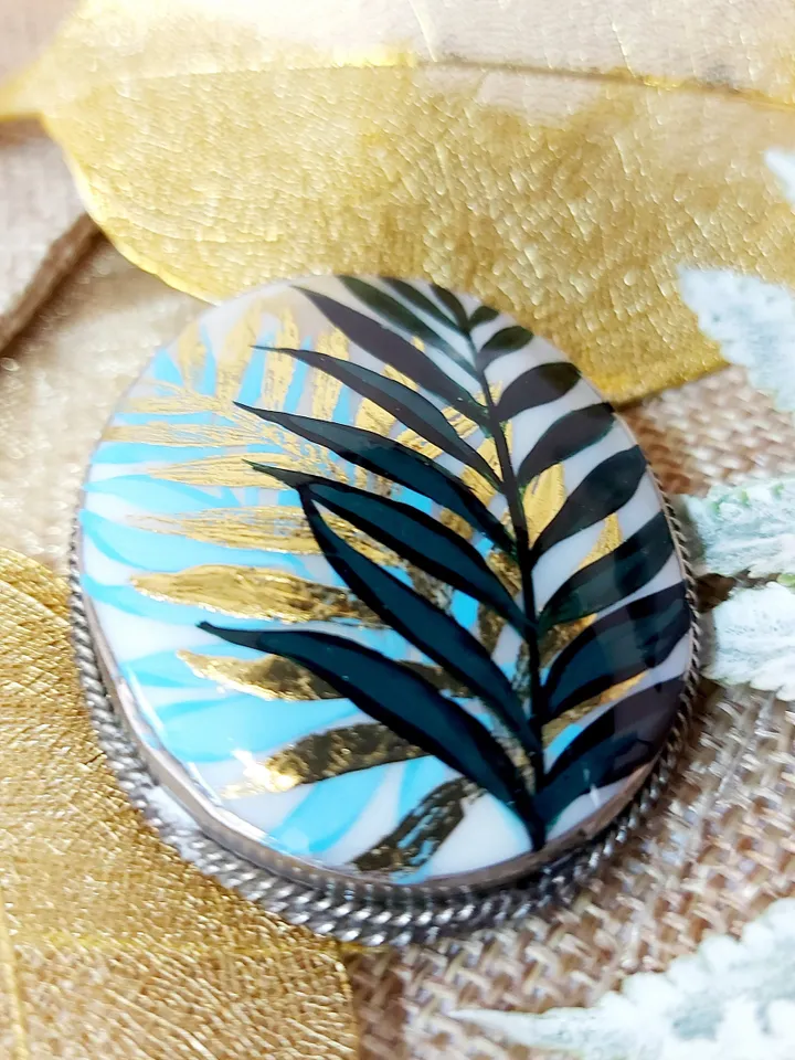 Brooches for women: Green leaves on pearl brooch for girl summer dress • trendy handmade jewelry • dainty painted pin with botanical design