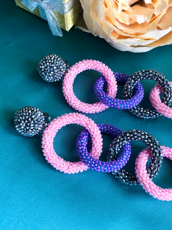Hoop Beaded Link Earrings clip-on