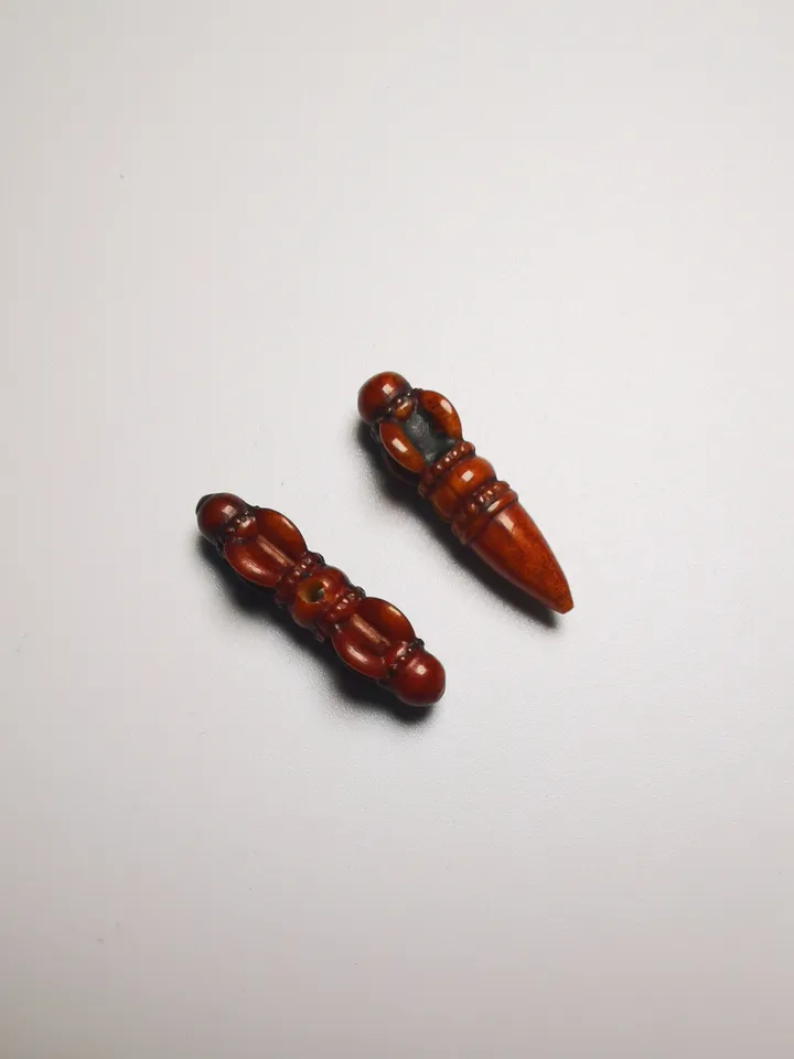Gandhanra Tibetan Bone Carved Amulet Vajra and Kila(Dorje Phurba), Hand-Carved Pendant for Mala,Prayer Beads