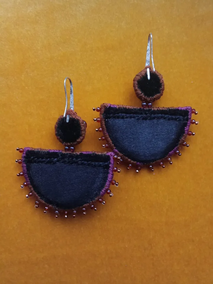 "Golden cosmea" earrings