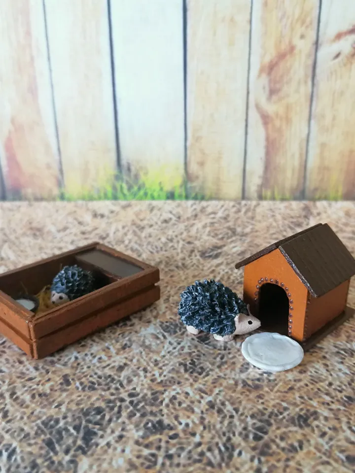 Hedgehogs for the doll house. Dollhouse miniature.1:12 scale.