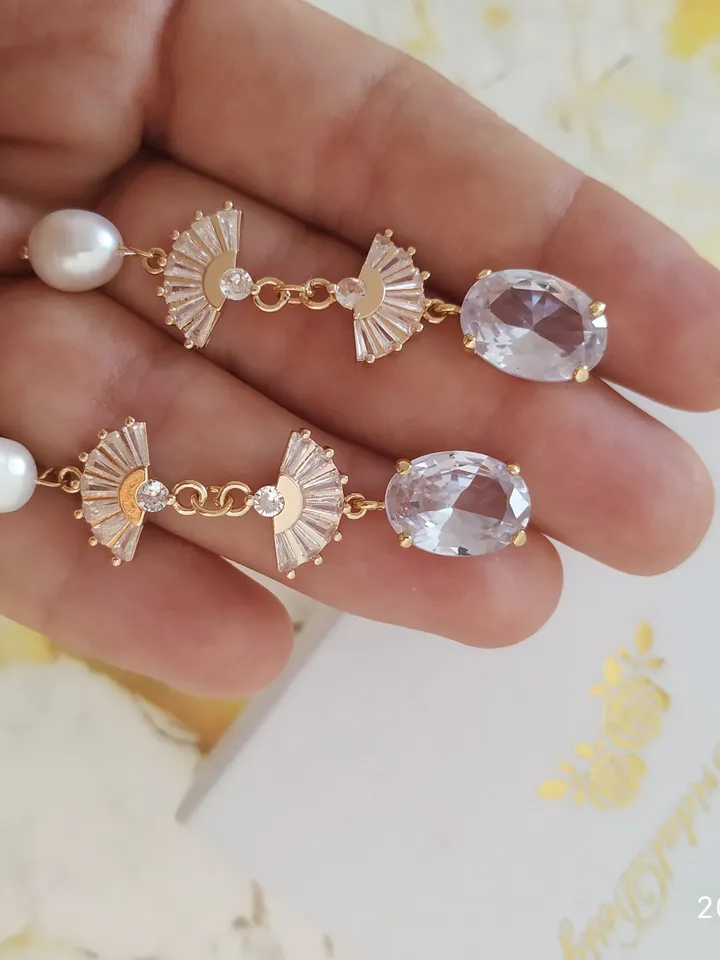 Art deco Extra Long Gold Wedding Earrings, Freshwater Pearl Boho Bridal Earrings, Fan Vintage Style Statement Earrings, Swarovski Jewelry