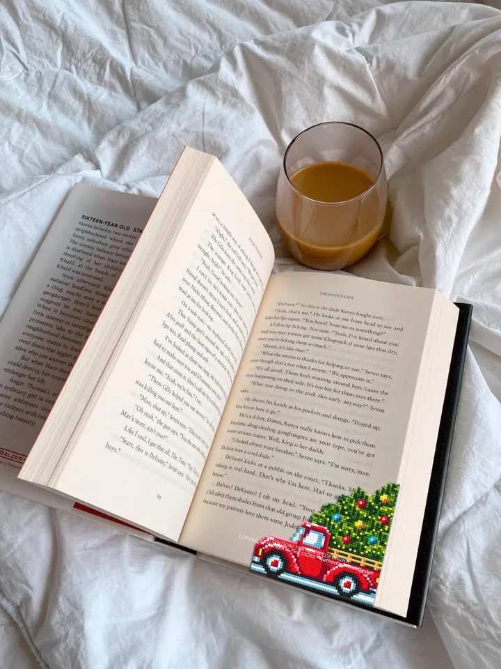 Christmas corner bookmark cross stitch pattern PDF download Red truck christmas cross stitch, Christmas bookmark pattern digital PDF #N387