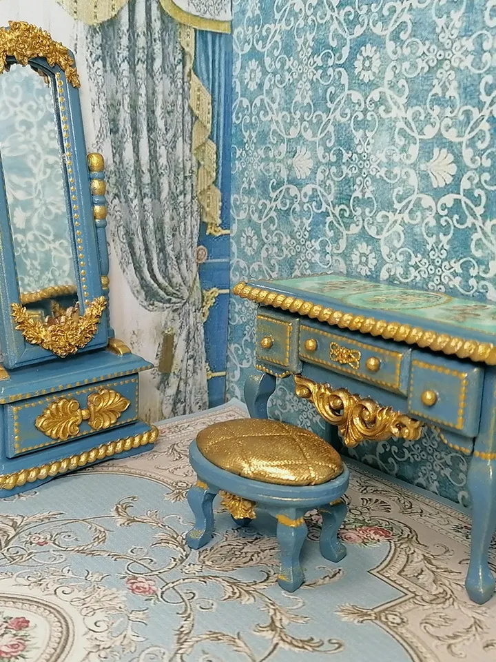 Dollhouse mirror.1:12 scale.