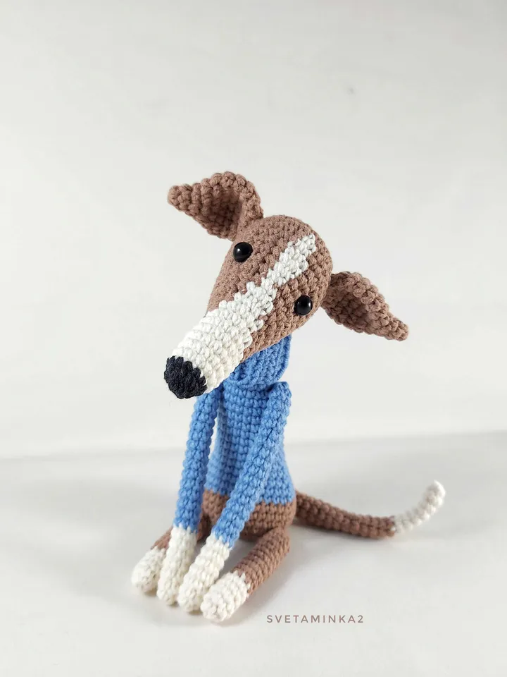 Greyhound Crochet Pattern Amigurumi Dog Whippet Galgo Sighthound. Digital Download. PDF.