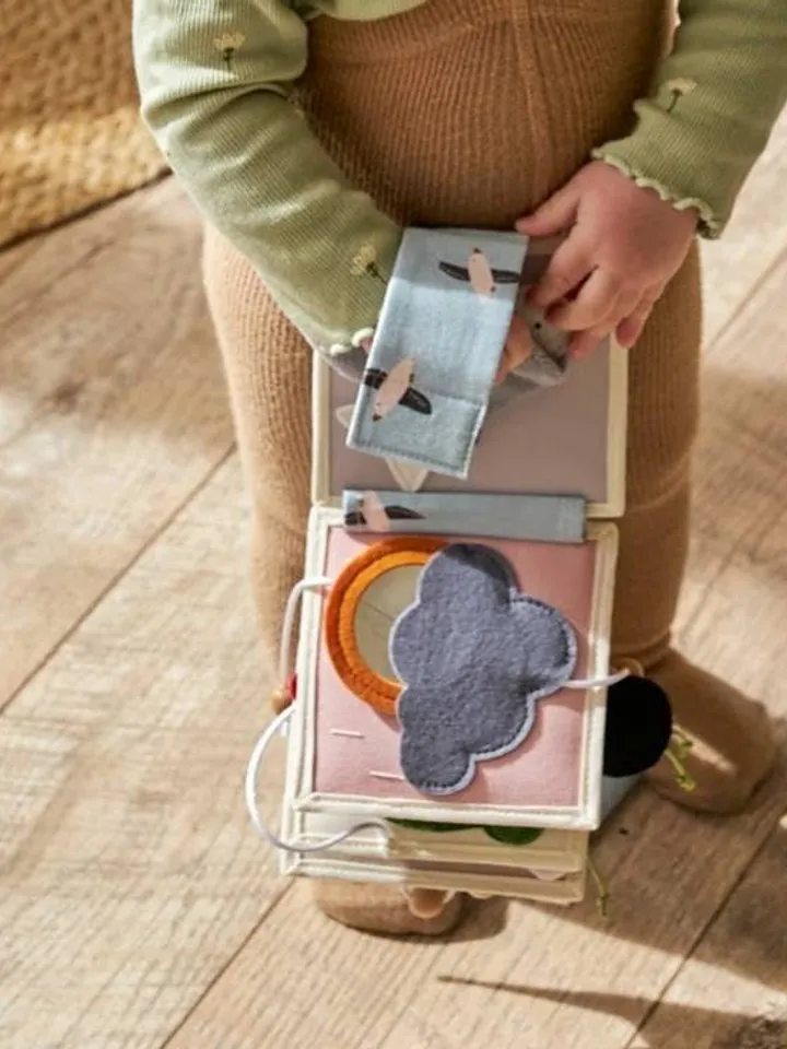 quiet book montessori toys infant 6-8 months, stoffbuch baby, quiet book toddler, spielzeug ab 6 monate, libri sensoriali kinderkrama