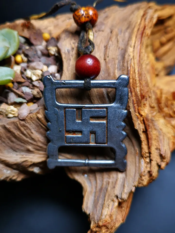 Gandhanra Handmade Scripture Book Buckle,DIY Buckle for Book,Belt,Made of Cold Iron