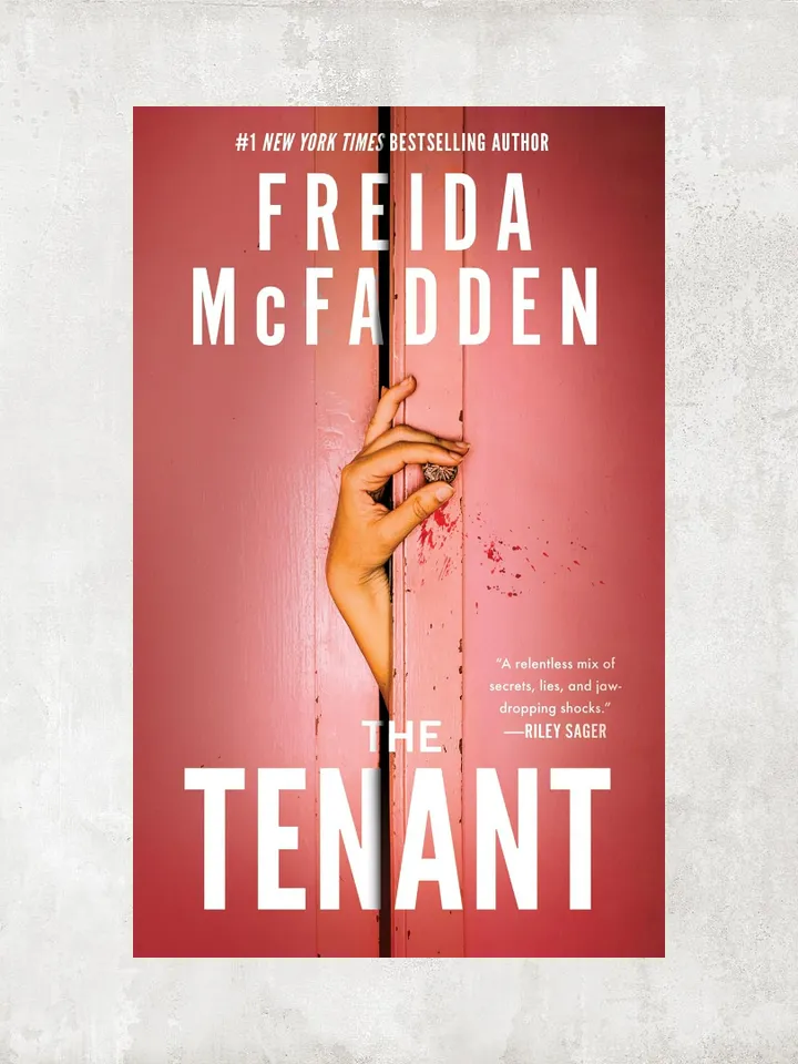 The Tenant by Freida McFadden / Digital Book