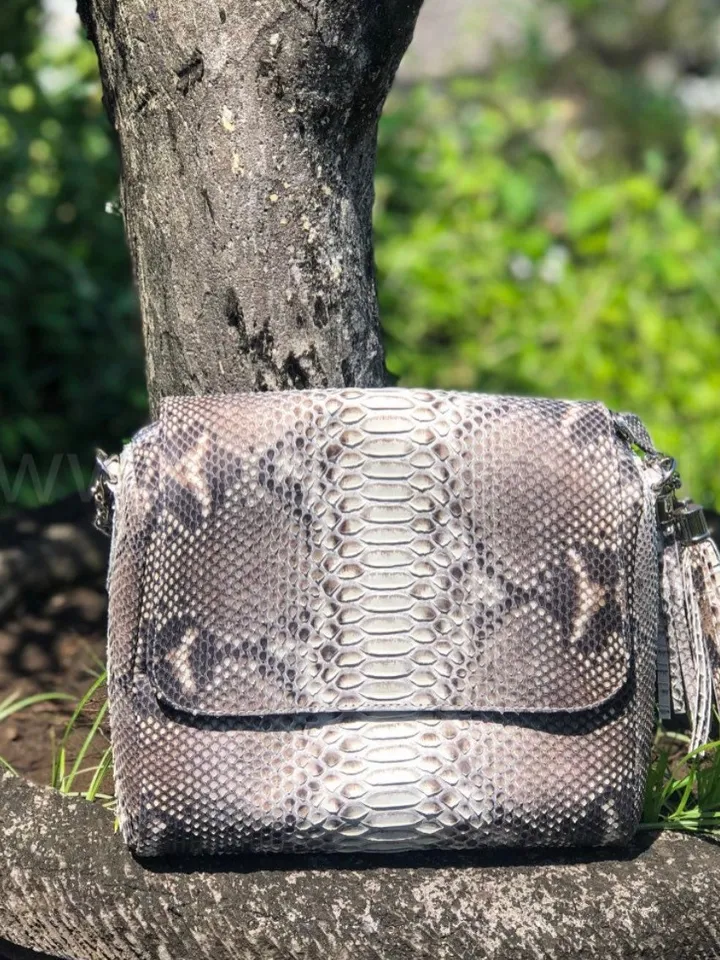 Genuine Python Skin Crossbody Bag Chain Tassel Snakeprint Bag Leather Woman Gray Free Shipping Handmade Summer Clutch Snake Skin Elegant Bag