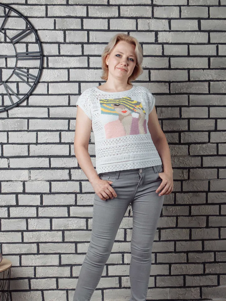 Women's Summer Top 'Lady in Hat' Crochet Pattern