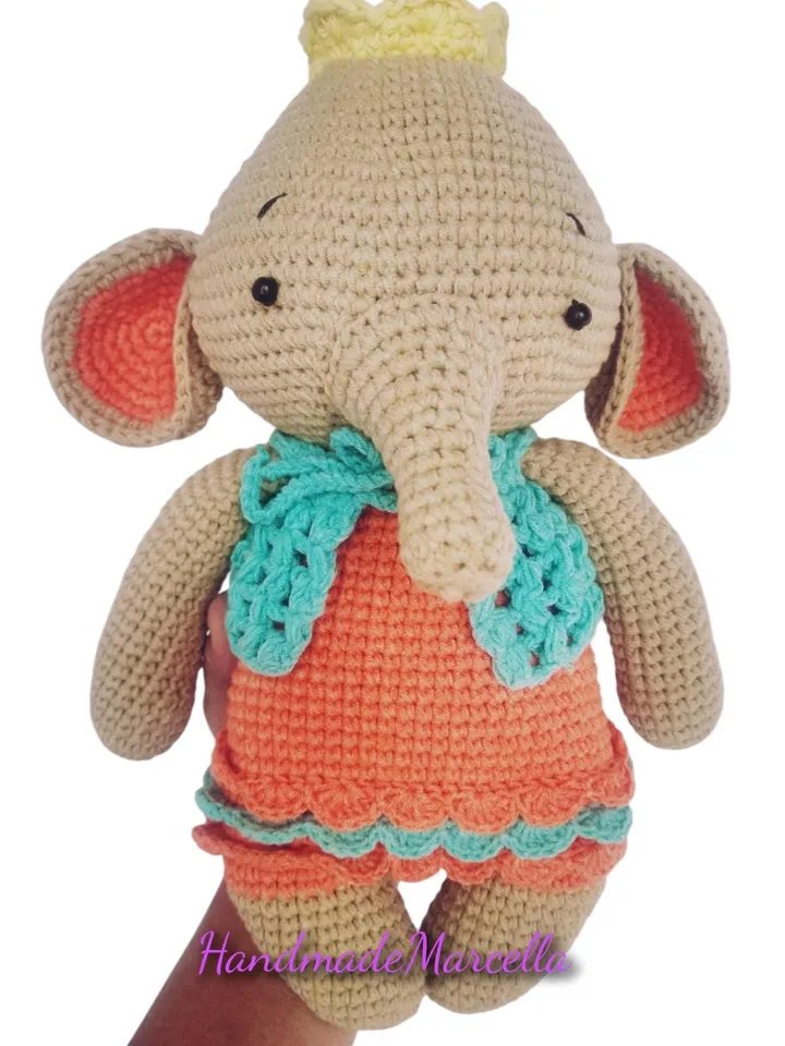 Eva the Elephant β 28 cm Crochet Amigurumi β Soft Organic Cotton Baby Toy β Handmade Elephant Plush β Baby Shower Gift β Cuddly Doll