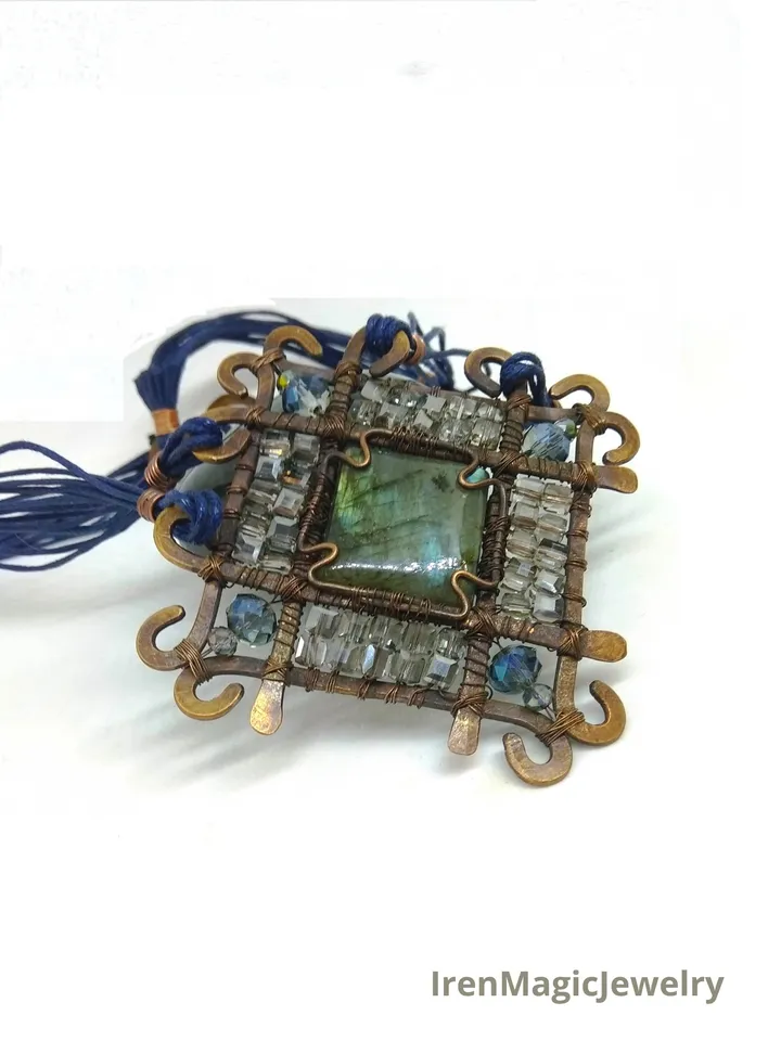 Boho Copper Labradorite Wire Wrap Necklace, Vintage Look