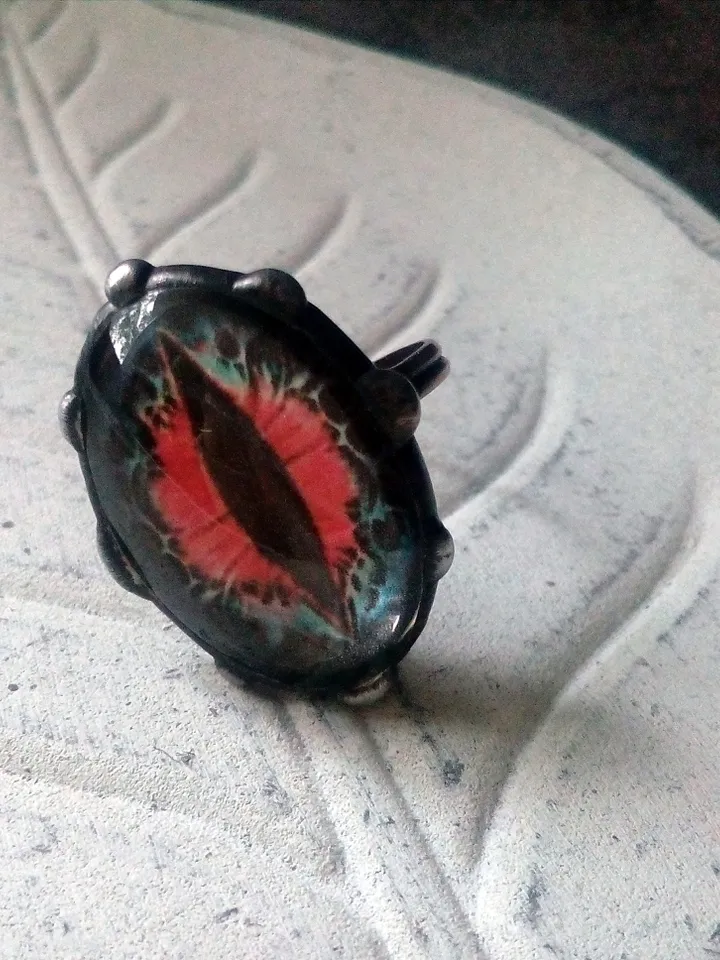 Chunky evil eye, black stained glass ring, Third eye witch ring, Halloween ring, Cat eye ring, Dragon eye ring