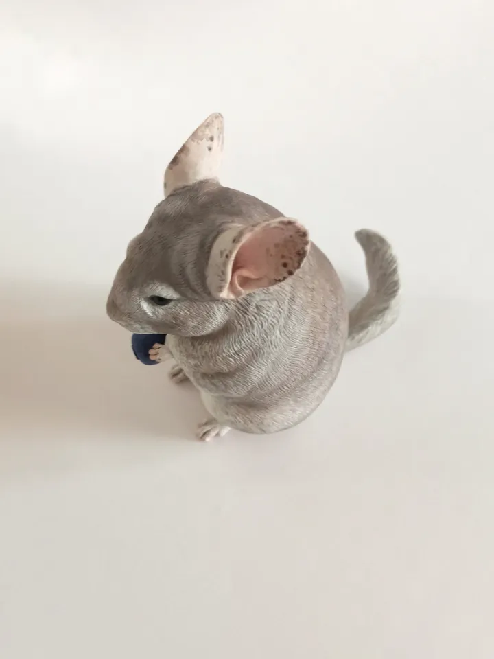 Big Custom chinchilla sculpture