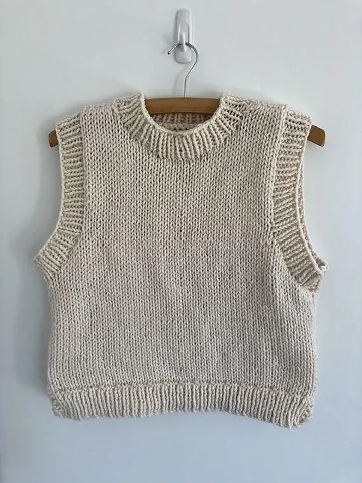 Knitting Pattern waistcoat vest chunky bulky vest sleeveless top sweater easy simple Pattern women ladies summer vest pdf