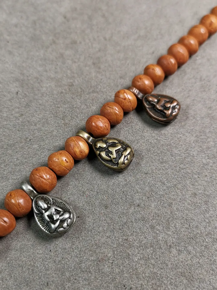Gandhanra Handmade Buddhist Mala Counter Clip,Bum Counter Clip for Prayer Beads,Shakyamuni / Chenrezig Shape,Mala Accessories