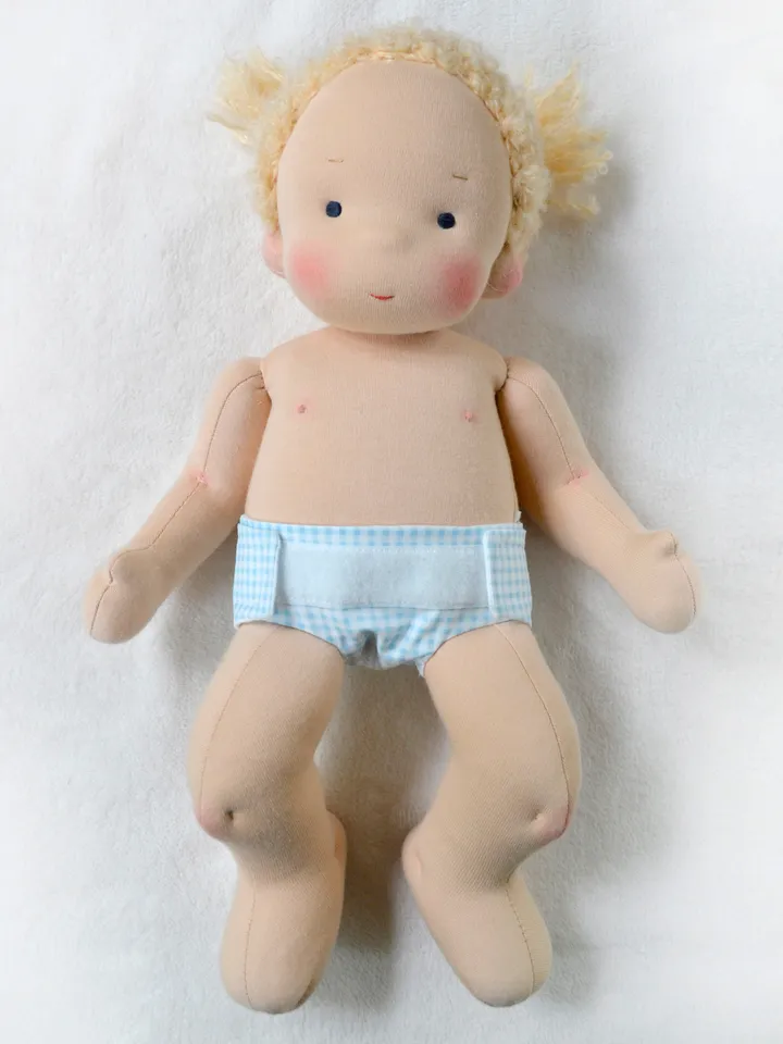DIY diaper for Waldorf baby doll 14 inch (36 cm) tall. PDF sewing pattern and tutorial.