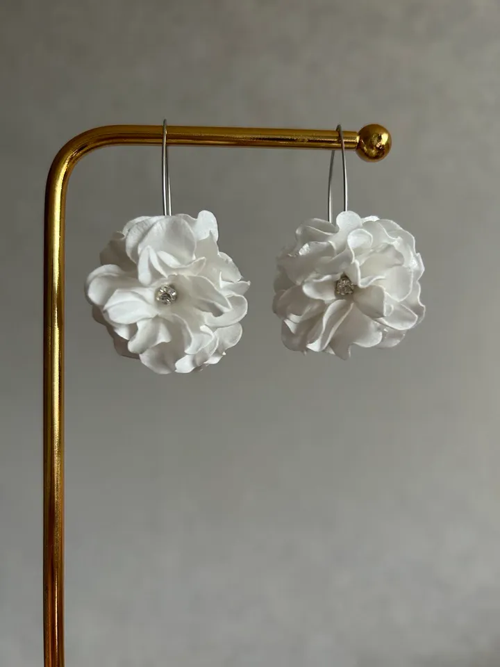 Wedding earrings, bridal earrings, flower earrings, handmade earrings