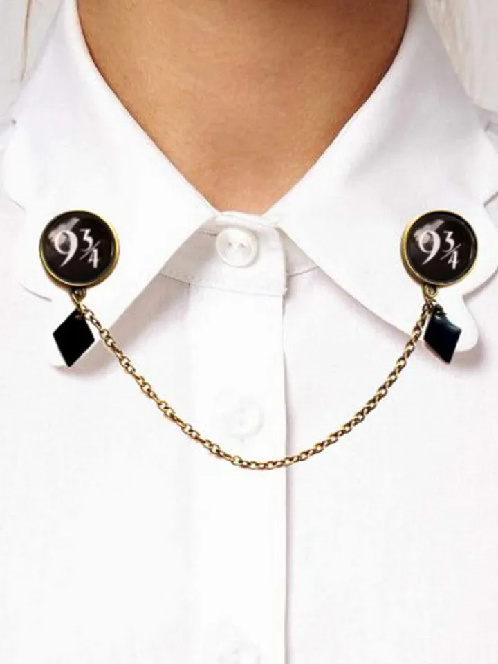 Harry Potter Nine and three quaters collar brooch with charm