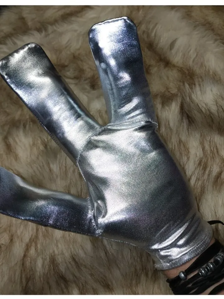 Robot - Bender - Futurama cosplay costume - cosplay commission promotional suit