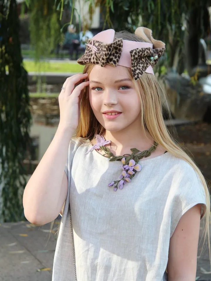 Hummingbird and Wisteria Macrame Necklace — Artful Elegance
