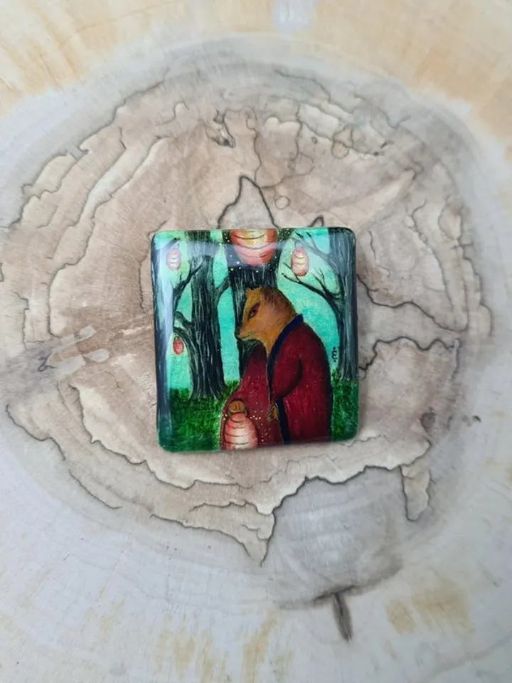 Kitsune brooch, real oil painting miniature on mother of pearl. Kitsune fox pin