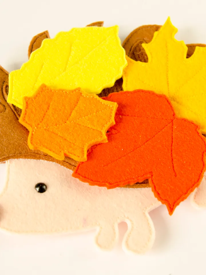 Autumn Hedgie, Fall toy, Lacing from felt, PDF and SVG Pattern and Tutorial