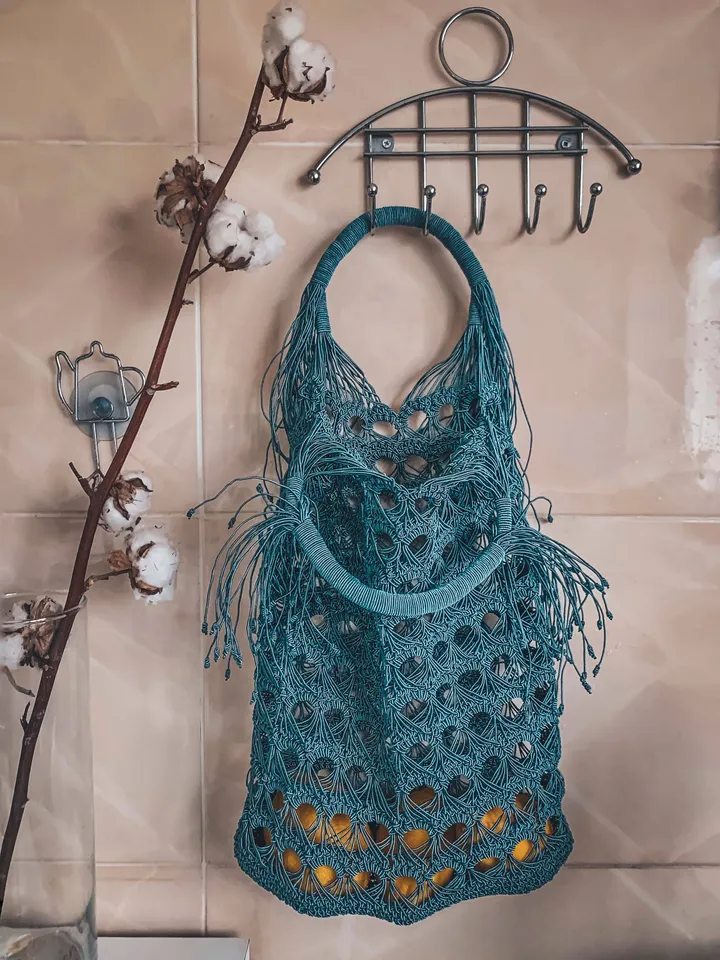 Crochet mesh bag with fringes, net avoska bag, market vegan bag, woven bag, eco friendly bag, macrame purse, zero waist