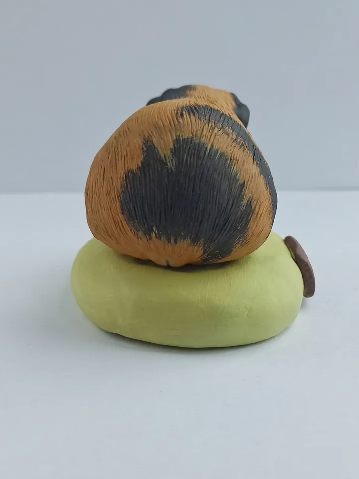 Your Guinea pig memorial sculpture from photo