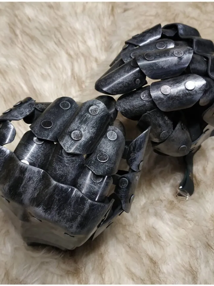 Armor gloves - antique silver - cosplay gloves - cosplay armor - steampunk armor