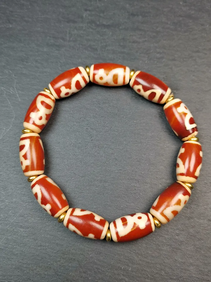 Gandhanra Tibetan Fire Agate Dzi Bead Bracelet, 18× 10mm Red Wealth God Dzi Wrist Mala, God of Wealth Amulet Bracelet