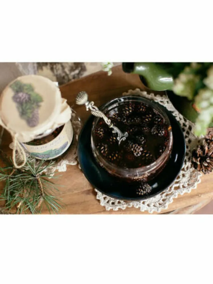 Pine cone jam, 480 g